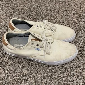 Vans mens size 10 skateboarding shoes. Chima Ferguson pros